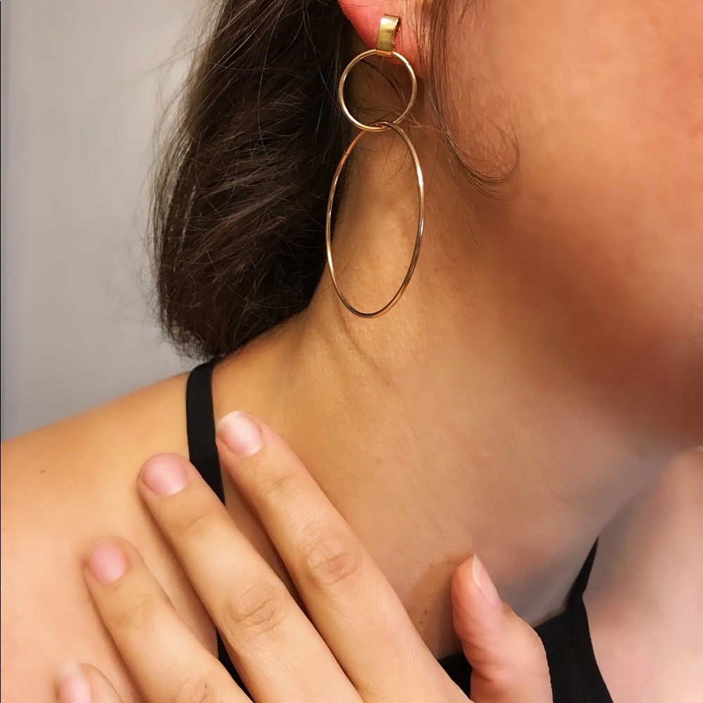 NEW!💙💎BEAUTIFUL DOUBLE HOOPS💎💙GOLD TONE! LOVE! - Picture 3 of 4
